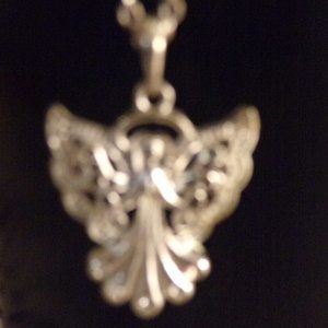 ANGEL CHARM ON 18 INCH CHAIN